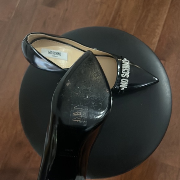 Moschino Black pump heels with Crystal name plate - Picture 5 of 7